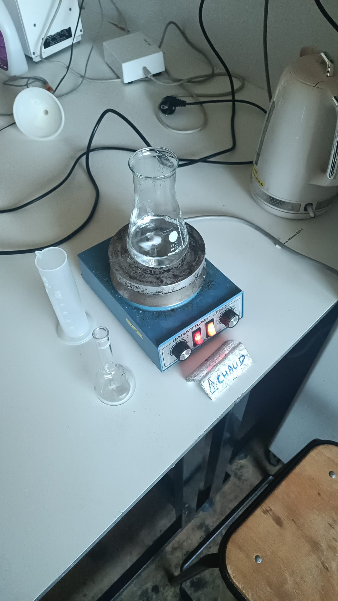 Préparation d’un essai expérimental sur la nisine au laboratoire